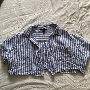 Forever 21 blue cropped button up